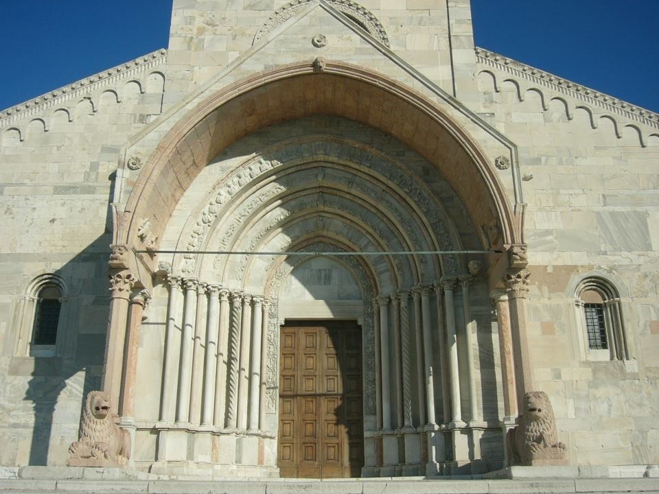 Cattedrale Di San Ciriaco (XI Secolo), Dettaglio Del Protiro Con Leoni (XII-XIII Secolo) - Piazza Del Duomo, Ancona